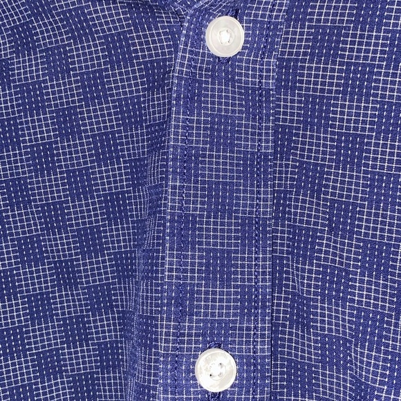 UNTUCKIT MENS SIZE XXXL BLUE GEO SMALL SQUARES Casual Button Down Shirt CLEAN - Picture 8 of 12